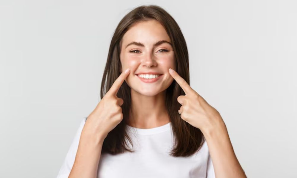 from-dull-to-dazzling-how-teeth-whitening-can-transform-your-smile